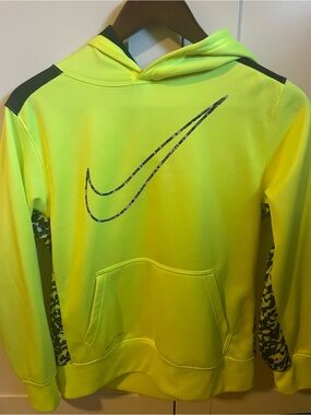Nike boys large thermafit yellow hoodie